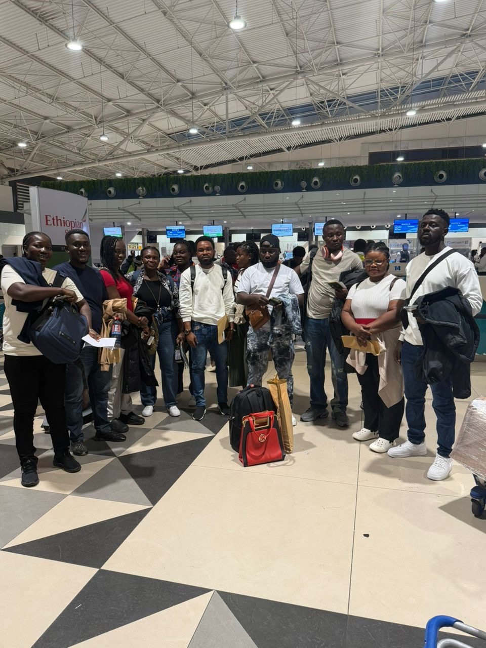 Sabelor Cultural Group Departs for Indonesia on World Tour