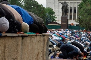 Muslims gathered in prayer during Eid-Ul-Fitr (File Photo)