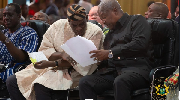 Haruna Iddrisu (L) and John Mahama (R)