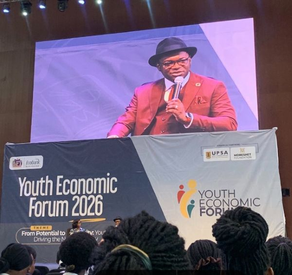 The author serves as the CEO of Maxwell Investment Group