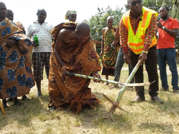 Mozart K. Owuh, Prestea Huni-Valley MCE cuts sod for execution of three projects in his Municipality