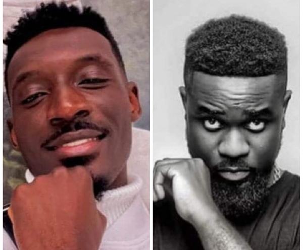 Ghanaian rappers, V12 Origenator (L) and Sarkodie