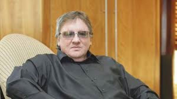Visionary' South African businessman Douw Steyn dies