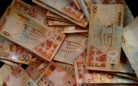 50 Ghana Cedi notes.