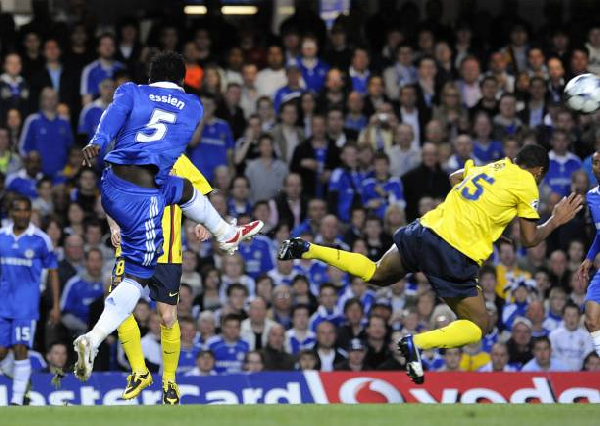 Essien (in blue) scored with a powerful shot against Barcelona