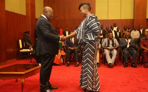 President Akufo-Addo (l) and Gender and Social Protection Minister Otiko Djaba (r)