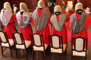 Judges swearing the judicial oath