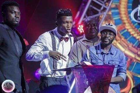 Kofi Kinaata at 2017 Vodafone Ghana Music awards