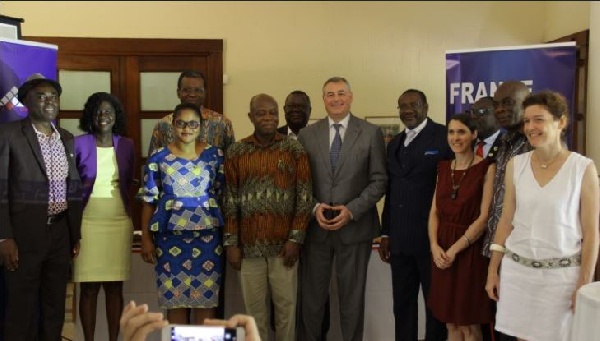 Executives of the French Embassy and the Vice Chancellors