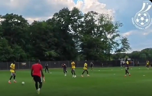 Black Stars Train 1