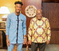 Hudson-Odoi meets Akufo-Addo during a visit to Ghana months back