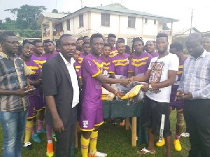Masahud Alhassan has donated tracksuits to Medeama