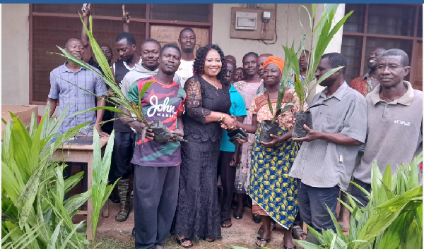 About 400 farmers from various communities within the district benefited from the distribution