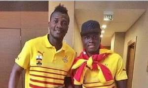 Asamoah Gyan recounts how Samuel Inkoom used to wash his clothes in camp