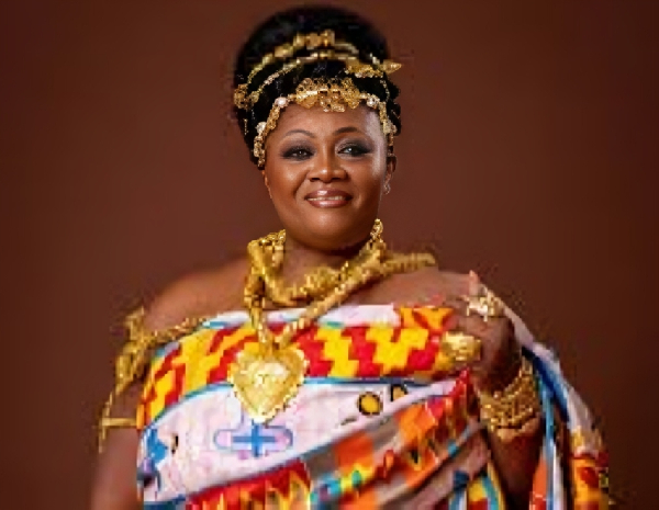 Sharon Dede Padiki achieved the GWR title for the largest leaf-print painting