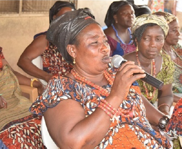 Queen of Kpando Market, Mama Asinyo III