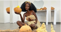 Hamamat be model and former beauty queen wey dey use culture and natural product to promote Africa