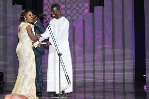 Kwakumanu Receives Award Fresh