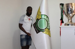 Ghanaian striker, Elvis Manu