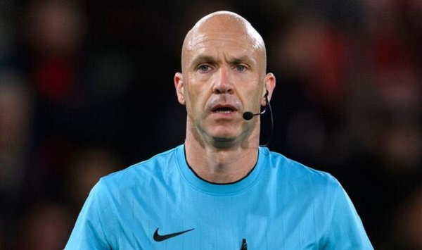 Antony Taylor will officiate Chelsea's crucial game against Nottingham Forest
