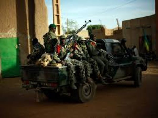 The al-Qaeda-linked militants aimed to impose a blockade on Bamako
