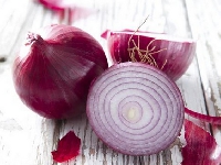 Onions dey cost more dan meat for Philippines