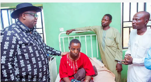 Plateau State govnor Caleb Mutfwang wit victims