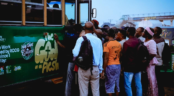 Passengers embarking on the free bus