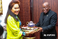 President Akufo-Addo with a Thai investor