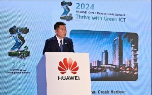 Jeffrey Zhou, President of ICT Marketing at Huawei, delivering a keynote speech