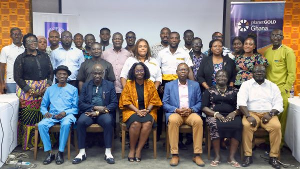 A group photograph featuring the new members of an ambitious project by planetGOLD