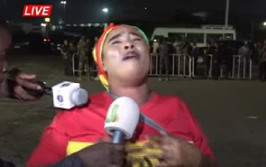 A woman wailing at the airport