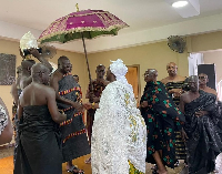 Nana Abena Takyiwaa Amonu Gyamfua II exchanging pleasantries with Otumfuo