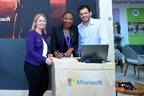 Signing Ceremony with Shelly Blackburn, Microsoft Nompilo Morafo, MTN Group and Rei Goffer