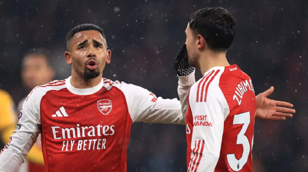 Arsenal squander two-goal lead as Wolves score late to earn draw