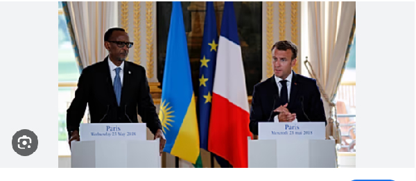 Rwandan President Paul Kagame, left, with his French counterpart, Emmanuel Macron, 2018