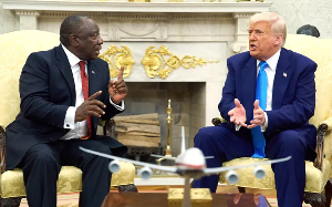 US President Donald Trump meets South African President Cyril Ramaphosa