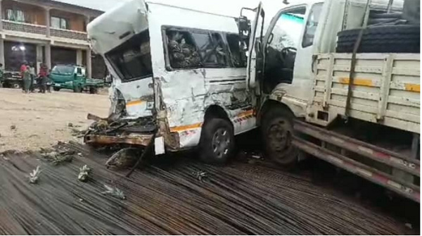 The state of the cars involved in an accident at Gomoa Potsin