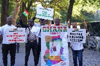 Ghanaians in the US expressing support of the President at UN General Assembly