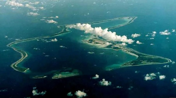 Diego Garcia is the largest island in the Chagos Archipelago in the Indian Ocean