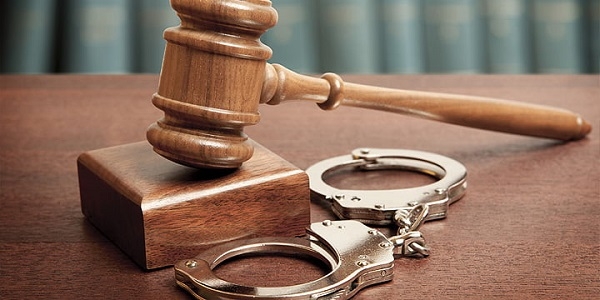Court fines driver for attempted stealing