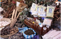 Herbal medicines on display in a market in Nigeria [Courtesy of Creative Commons]