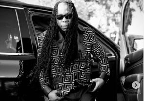Ghanaian rapper, Edem looking all glammed up at the Grammys
