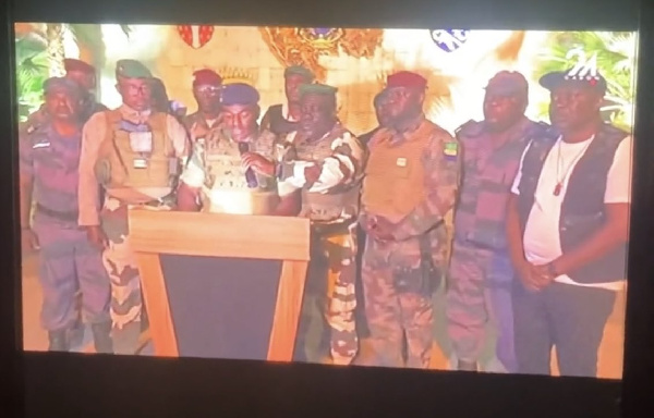 The dozen soldiers who announced the coup on Gabon 24