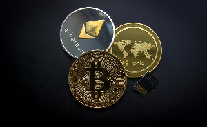 Cryptocurrency Cryptocurrency 