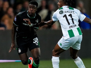 Ghanaian player Ibrahim Osman (in black jersey)