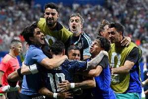Argentina beat England to qualify to the final of the 2026 World Cup