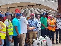 VRA and NADMO donated some items to the communities affected by the dam spillage