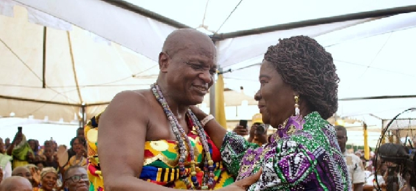 Togbe Afede welcoming the Vice President to the event