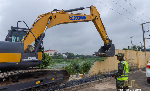 Flood Mitigation Task Force begins demolition of illegal structures along waterways in Accra